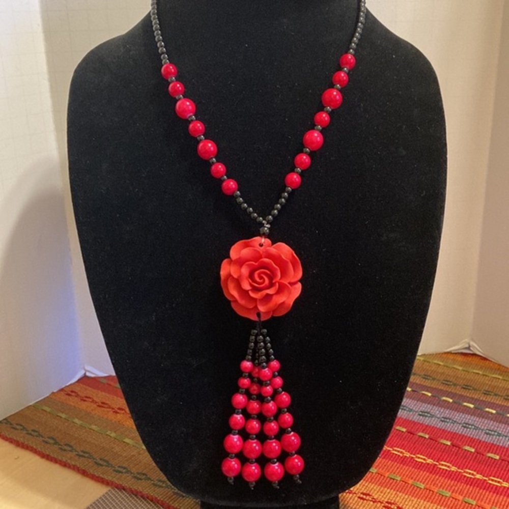 Cinnabar Carved Rose Pendant Beaded Necklace